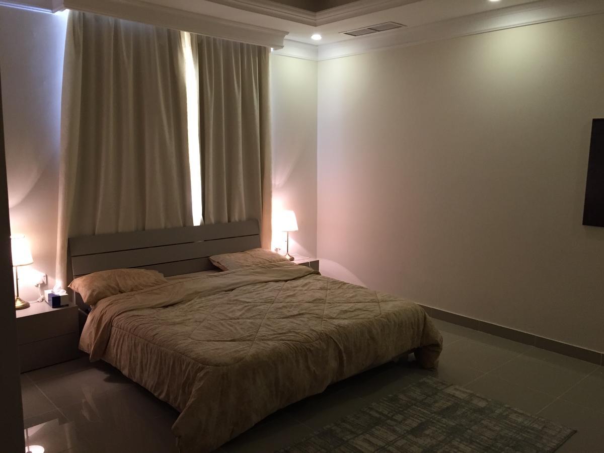 The Diamonds Apartment อัลคีราน ภายนอก รูปภาพ